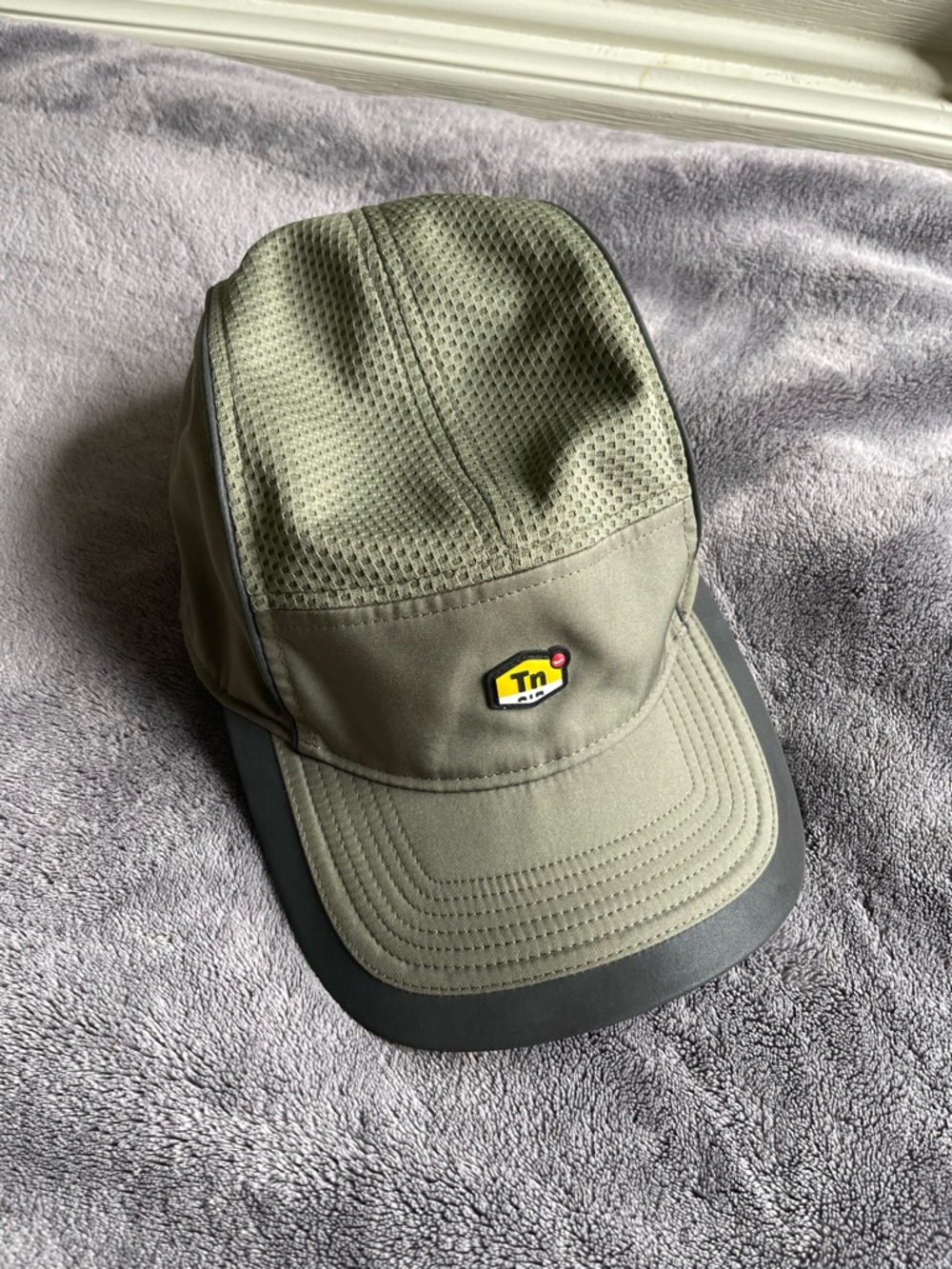 Nike AW84 TN Air Aerobill HAT Air Max Reflective Cap hunter green